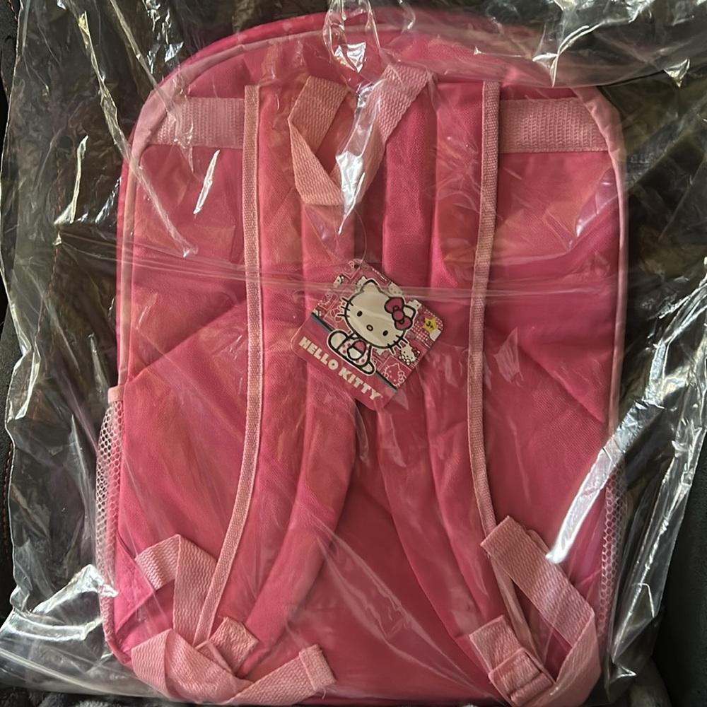 Hello Kitty Pink Backpack - Picture 2 of 2